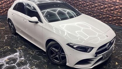 Używany Mercedes A220 AMG Line Premium Plus 190 KM (139 kW) 2019 Biały Hatchback