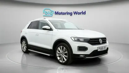 Used VW T-Roc SEL 116 HP (85 kW) 2018 White SUV