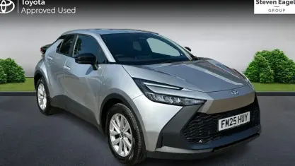 Used Toyota C-HR 140 HP (102 kW) 2025 Silver SUV