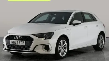 Used Audi A3 Sportback e-tron Sport 204 HP (150 kW) 2024 White Hatchback