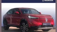Crystal red Used 2023 Honda HR-V Advance SUV | £25,299 (Fair price)