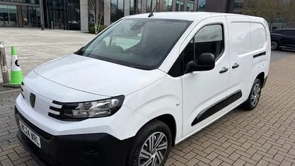 Used Peugeot Partner 102 HP (75 kW) 2025 MPV