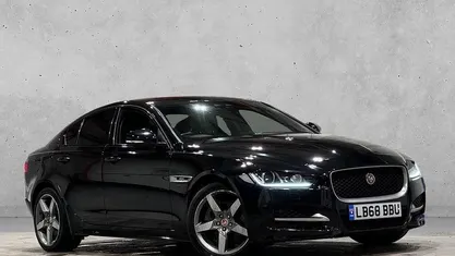 Used 2019 Jaguar XE R-Sport Sedan | £13,750 (Fair price)
