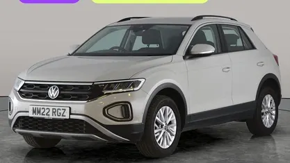 Used VW T-Roc Life 110 HP (80 kW) 2024 SUV