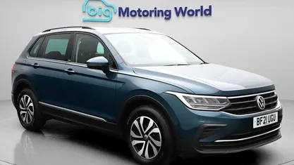 Begagnad VW Tiguan Active 131 HK (96 kW) 2021 Blå SUV