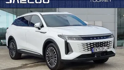 New Omoda 9 449 HP (330 kW) 2025 SUV