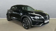 Special solid arctic white Used 2024 Nissan Juke N-Connecta SUV | £21,899 (Fair price)