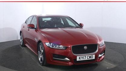 Begagnad Jaguar XE R-Sport 179 HK (131 kW) 2019 Sedan