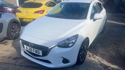 Used Mazda 2 Edition 90 HP (66 kW) 2017 White Hatchback