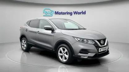 Used Nissan Qashqai Acenta Premium 140 HP (102 kW) 2020 Grey SUV