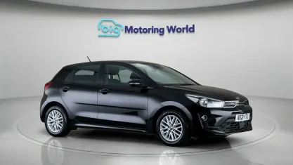 Used Kia Rio 84 HP (61 kW) 2021 Black Hatchback