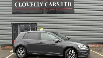 Used VW Golf VII SE 116 HP (85 kW) 2018 Grey Hatchback
