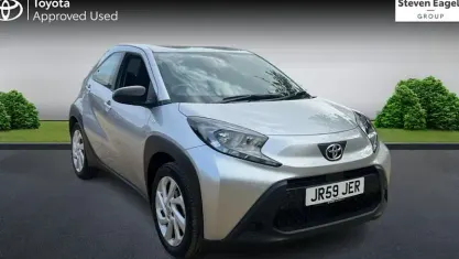 Used Toyota Aygo X PURE 72 HP (52 kW) 2022 Black SUV
