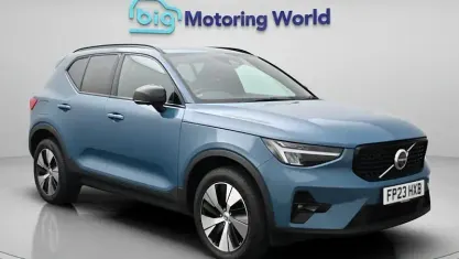 Used Volvo XC40 Plus 211 HP (155 kW) 2023 Blue SUV