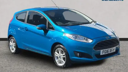 Used Ford Fiesta Zetec 100 HP (73 kW) 2016 Blue Hatchback