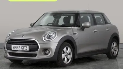Used Mini Cooper Classic 136 HP (100 kW) 2019 Silver Hatchback