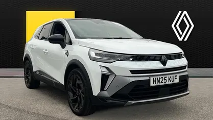 White Used 2025 Renault Symbioz Iconic Esprit Alpine SUV | £23,676 (Fair price)