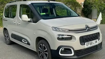 Usado Citroën Berlingo Flair 131 HP (96 kW) 2020 Monovolume