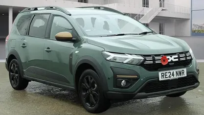 Used Dacia Jogger Extreme 141 HP (103 kW) 2024 MPV