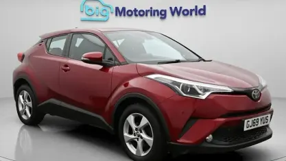 Used Toyota C-HR 116 HP (85 kW) 2019 Red SUV