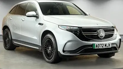 Usado Mercedes EQC400 AMG line 300 kW (408 CV) 2022 Plateado SUV