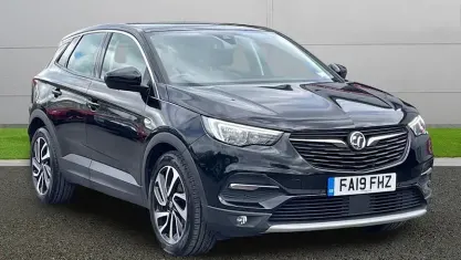 Begagnad Vauxhall Grandland X Elite 131 HK (96 kW) 2021 SUV