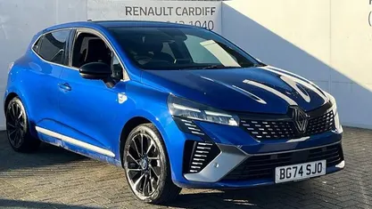 Red Used 2025 Renault Clio V Esprit Alpine Hatchback | £18,116 (Fair price)