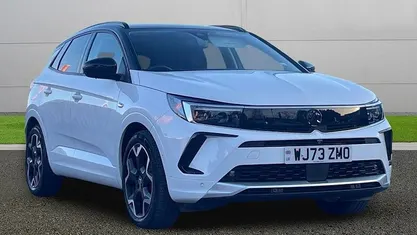Used Vauxhall Grandland X Ultimate 131 HP (96 kW) 2023 White SUV