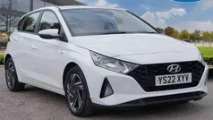 White Used 2022 Hyundai i20 SE Hatchback | £10,750 (Fair price)