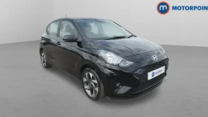 Used Hyundai i10 Advanced 63 HP (46 kW) 2024 Black Hatchback