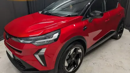 Used Renault Captur Techno 91 HP (66 kW) 2024 Red/black SUV