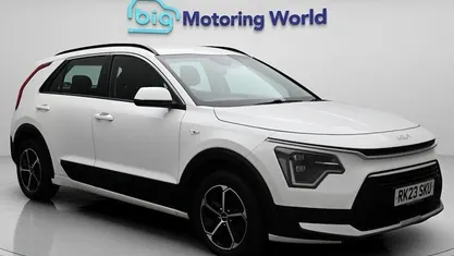 Used Kia Niro 141 HP (103 kW) 2023 White SUV