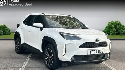 Pure white Used 2024 Toyota Yaris Hybrid Design Estate | £21,140 (Good price)