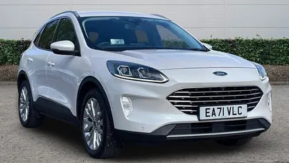 Begagnad Ford Kuga Titanium 120 HK (88 kW) 2021 SUV