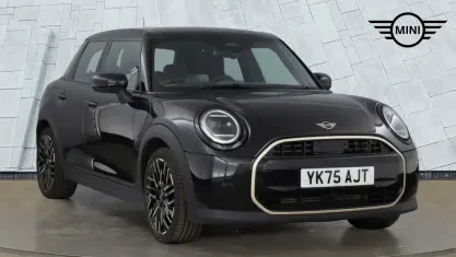 Used Mini Cooper Hatch 114 kW (156 HP) 2026 Black Hatchback