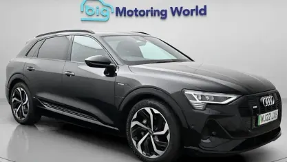 Begagnad Audi e-tron Black Edition 230 kW (313 HK) 2022 SUV