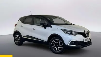 Used Renault Captur Iconic 90 HP (66 kW) 2019 SUV