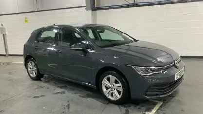 Used VW Golf VIII Life 116 HP (85 kW) 2024 Hatchback