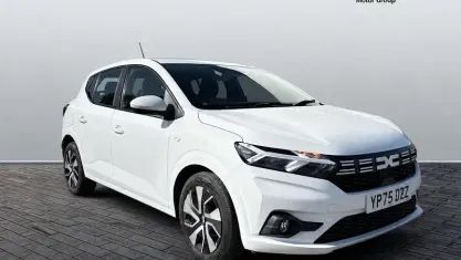 Used Dacia Sandero Expression 91 HP (66 kW) 2024 White Hatchback