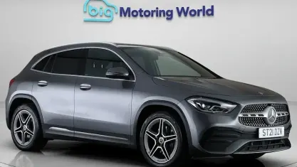 Usado Mercedes GLA220 AMG line 190 HP (139 kW) 2021 Cinzento SUV
