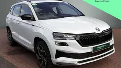 Moon white metallic Used 2024 Skoda Karoq SportLine SUV | £28,450 (Fair price)
