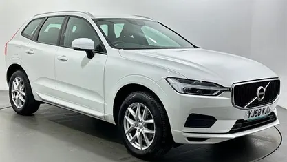 Used Volvo XC60 Momentum 250 HP (183 kW) 2018 SUV