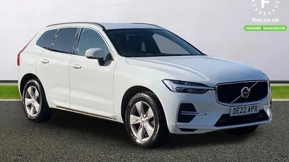 Used Volvo XC60 Momentum 250 HP (183 kW) 2021 SUV