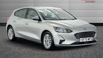 Used Ford Focus Titanium 125 HP (91 kW) 2020 Silver Hatchback