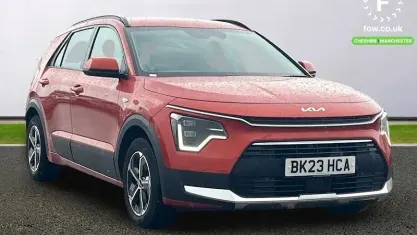 Used Kia Niro 141 HP (103 kW) 2023 Orange SUV