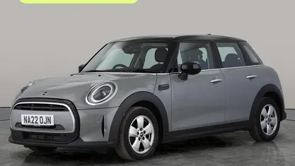 Begagnad Mini Cooper Classic 136 HK (100 kW) 2022 Halvkombi