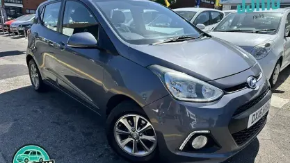 Usado Hyundai i10 Premium 87 HP (63 kW) 2016 Cinzento Citadino