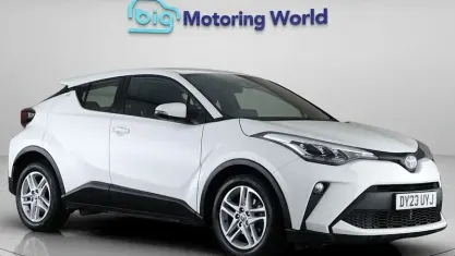 Second-hand Toyota C-HR 122 CP (89 kW) 2023 SUV