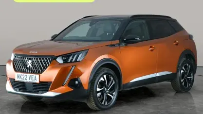 Second-hand Peugeot 2008 GT 131 CP (96 kW) 2022 Portocaliu SUV