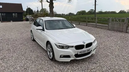 Begagnad BMW 320 M Sport 190 HK (139 kW) 2018 Vit Sedan
